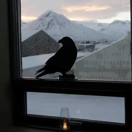 Scenic Penthouse - Ocean View & Skylight Windows Apartment Siglufjordur Exterior photo
