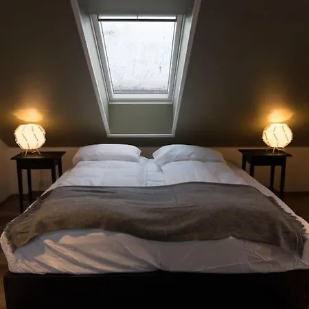 Scenic Penthouse - Ocean View & Skylight Windows Apartment Siglufjordur Exterior photo