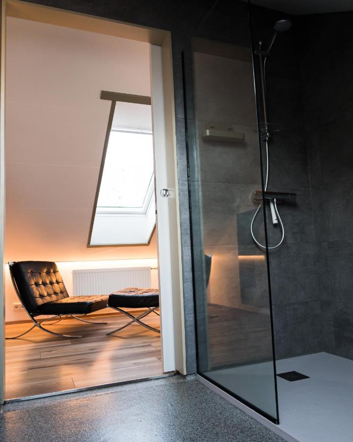 Scenic Penthouse - Ocean View & Skylight Windows