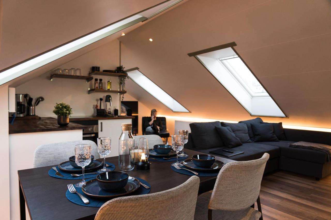 Apartment Scenic Penthouse - Ocean View & Skylight Windows